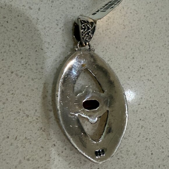 925 Sterling Silver Filigree Pendant with Synthetic Ruby - Picture 4 of 6